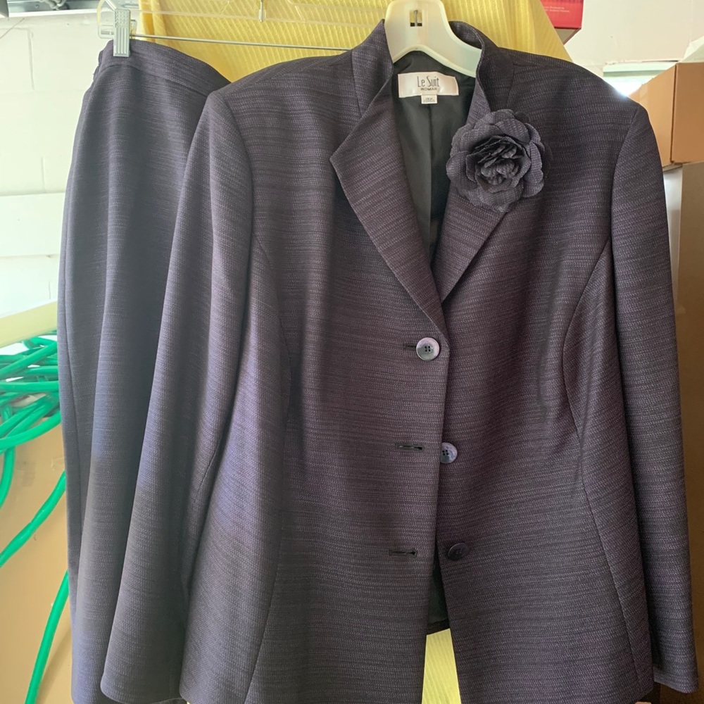 Dress - Picture 5 of 13